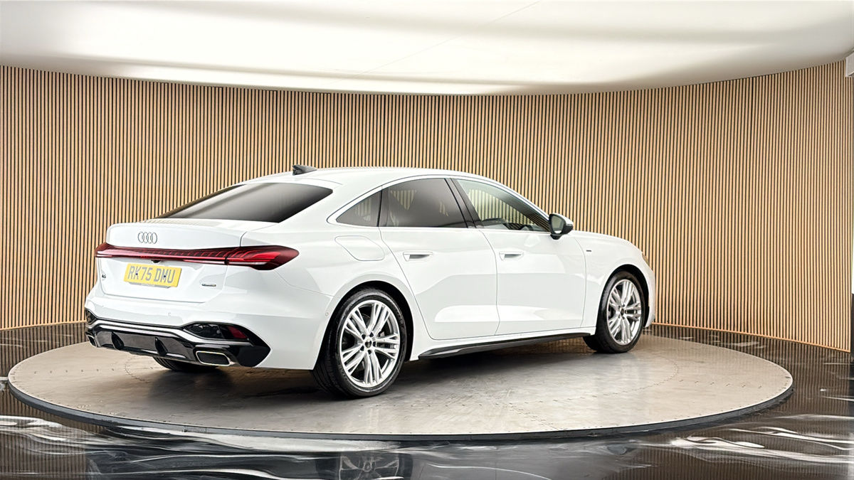 Audi A5 Image 21