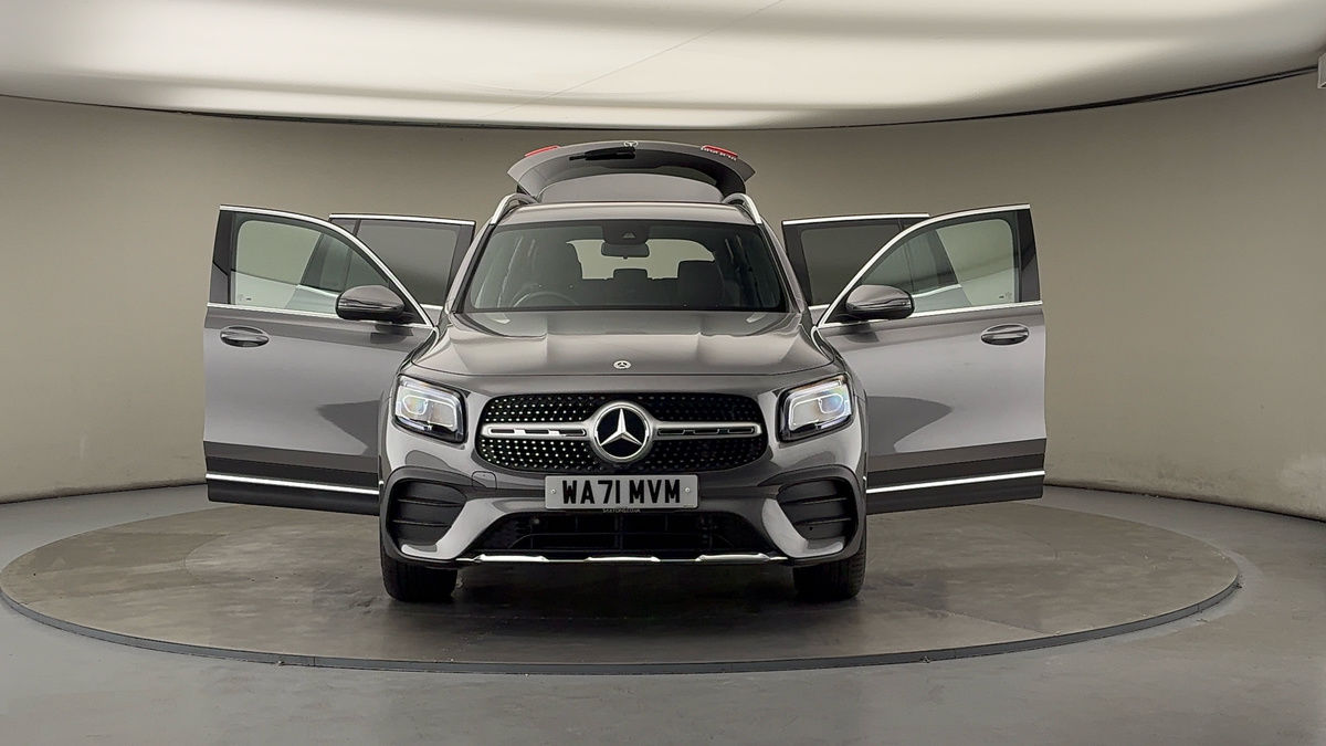 More views of Mercedes-Benz GLB