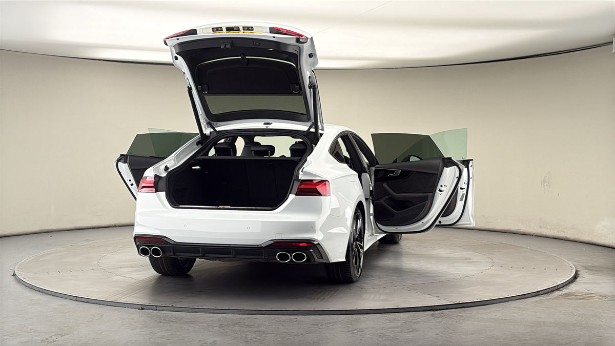 More views of Audi S5