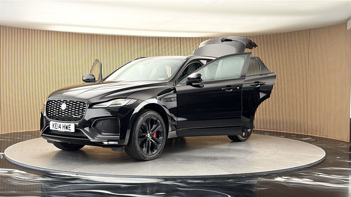 More views of Jaguar F-PACE