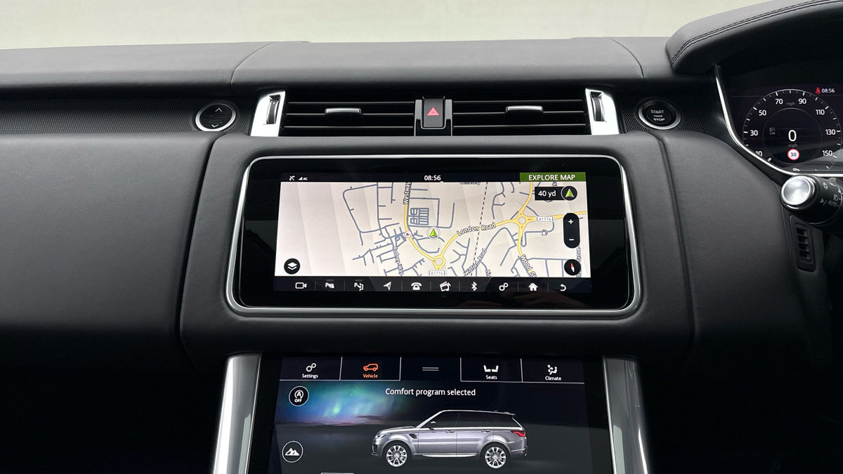 Land Rover Range Rover Sport Image 17