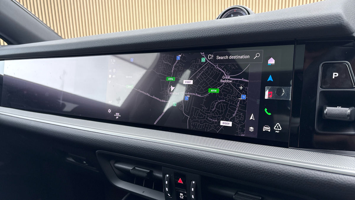 Porsche Cayenne Image 17