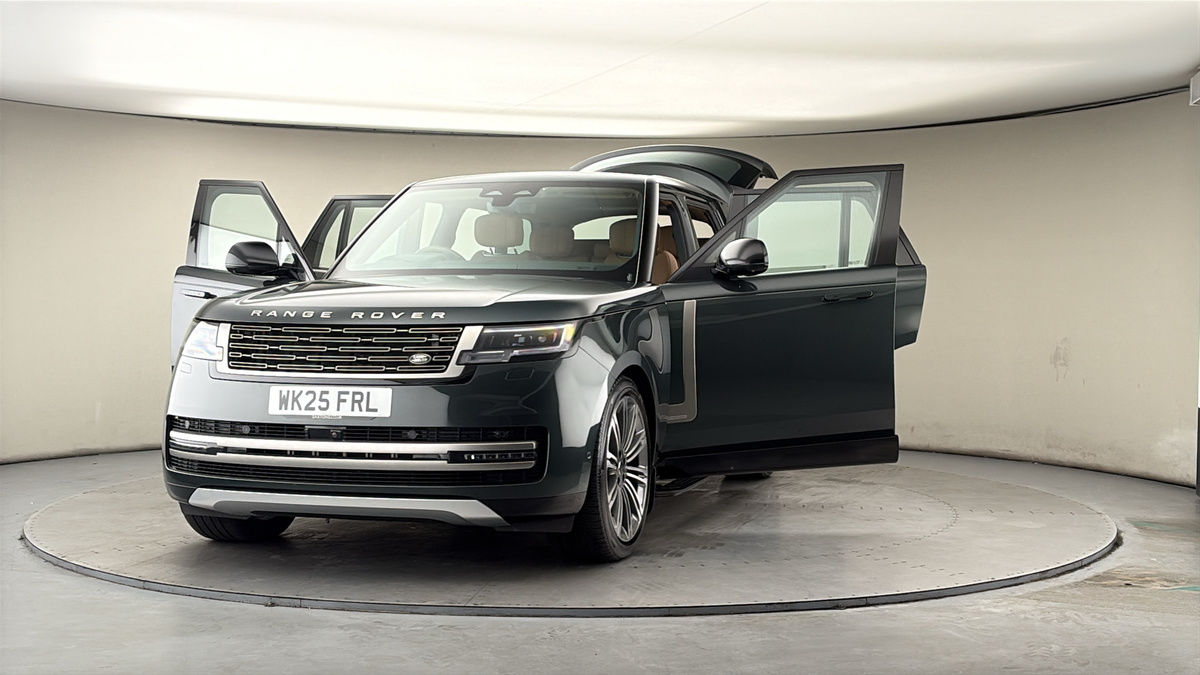 More views of Land Rover Range Rover