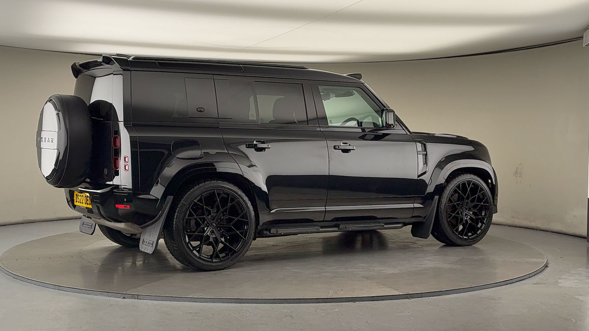 More views of Land Rover Defender 110