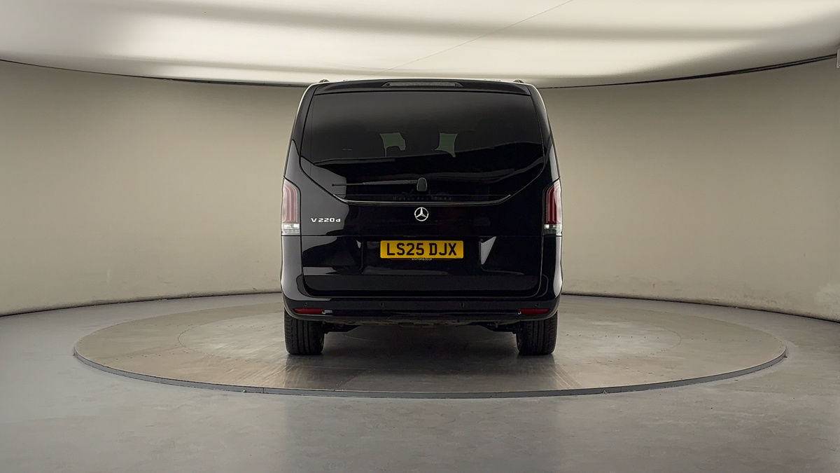 Mercedes-Benz V Class Image 4