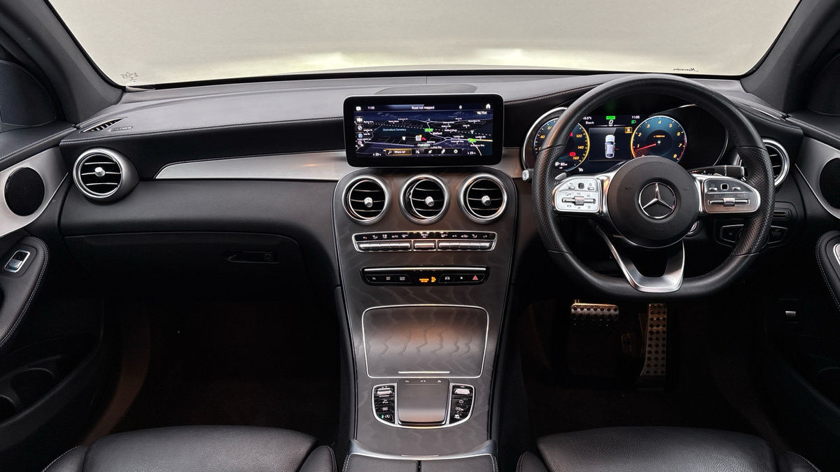 Mercedes-Benz GLC Image 12