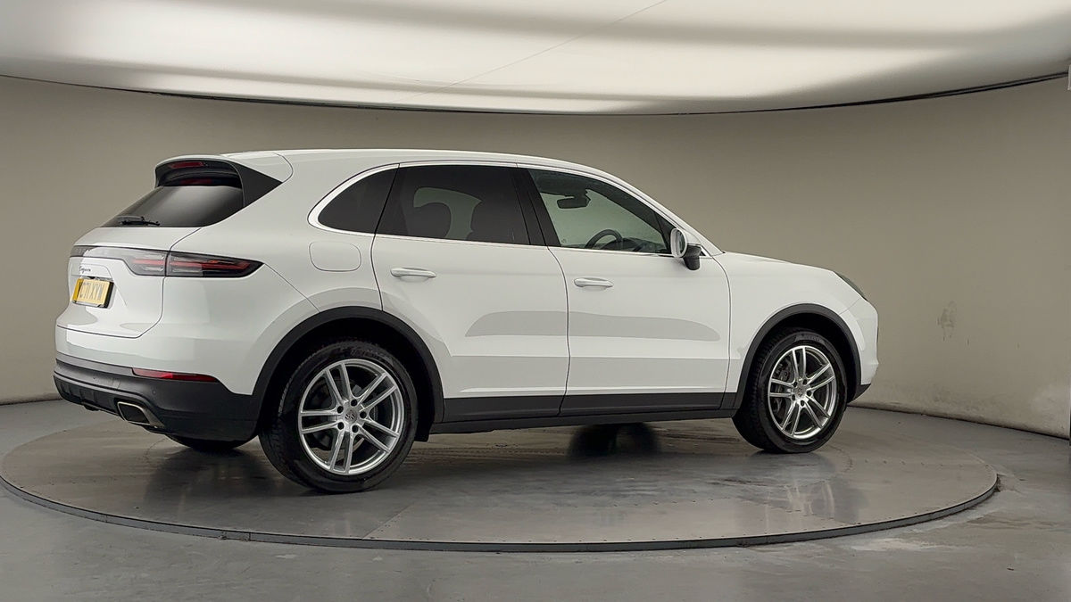 More views of Porsche Cayenne