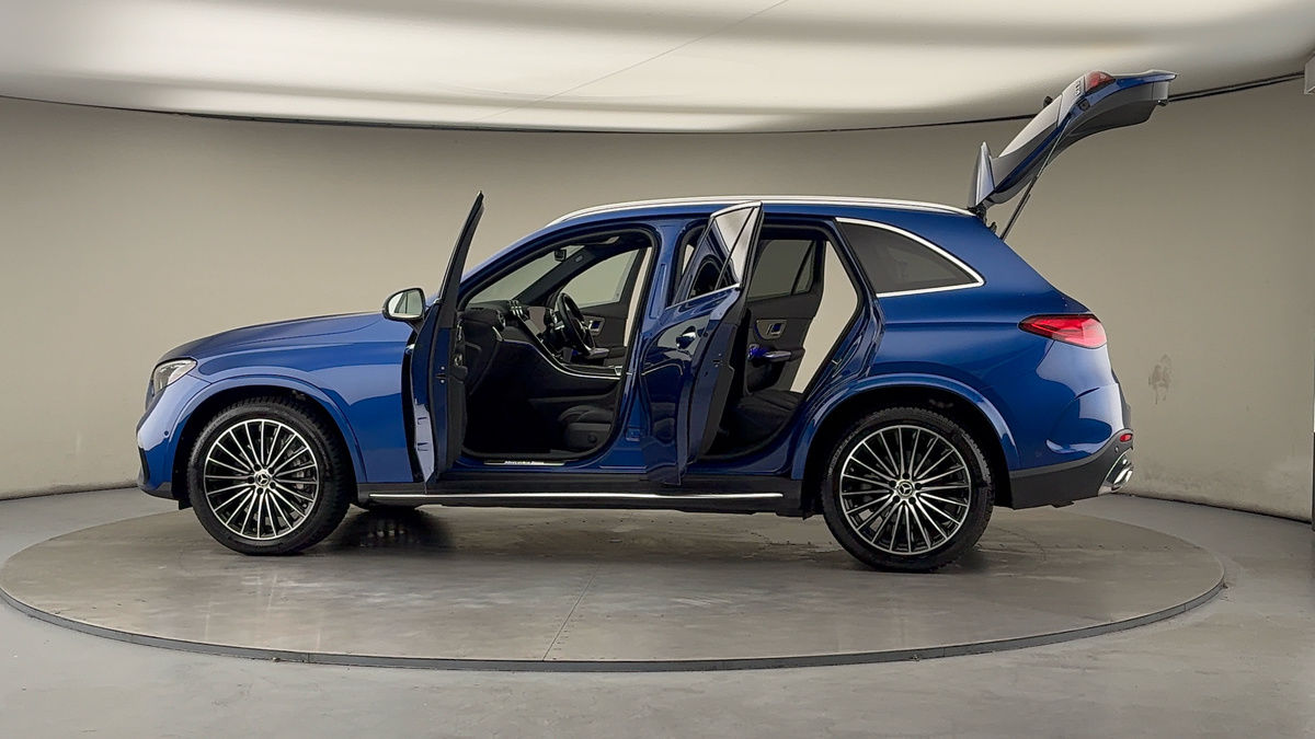 More views of Mercedes-Benz GLC