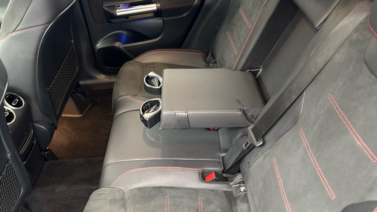 Mercedes-Benz GLA Image 9