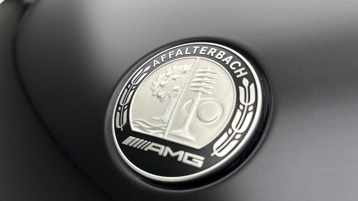 Mercedes-Benz GLC Image 24