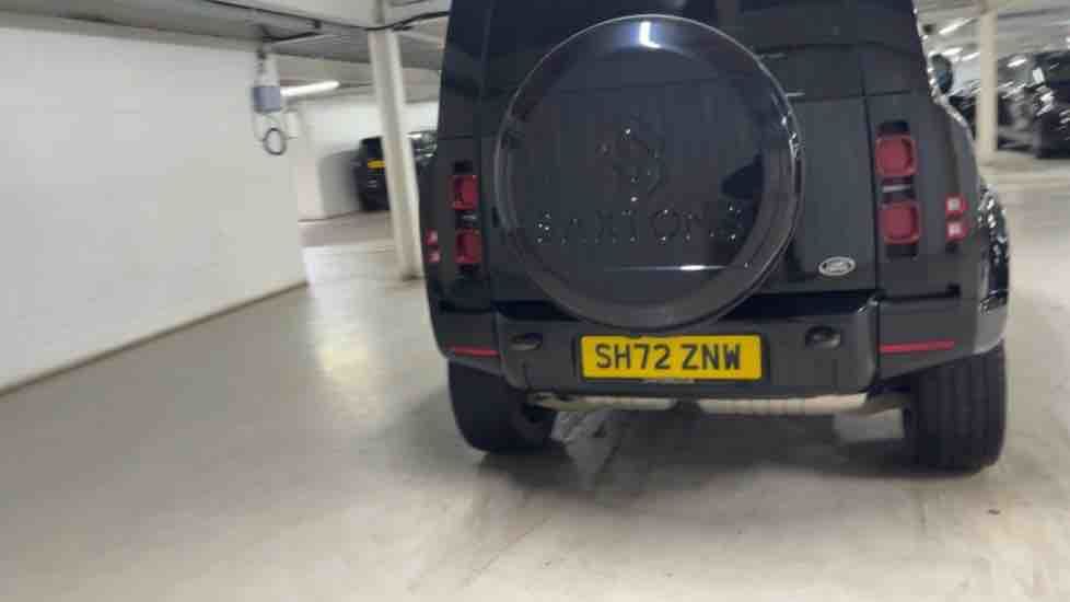 More views of Land Rover Defender 90