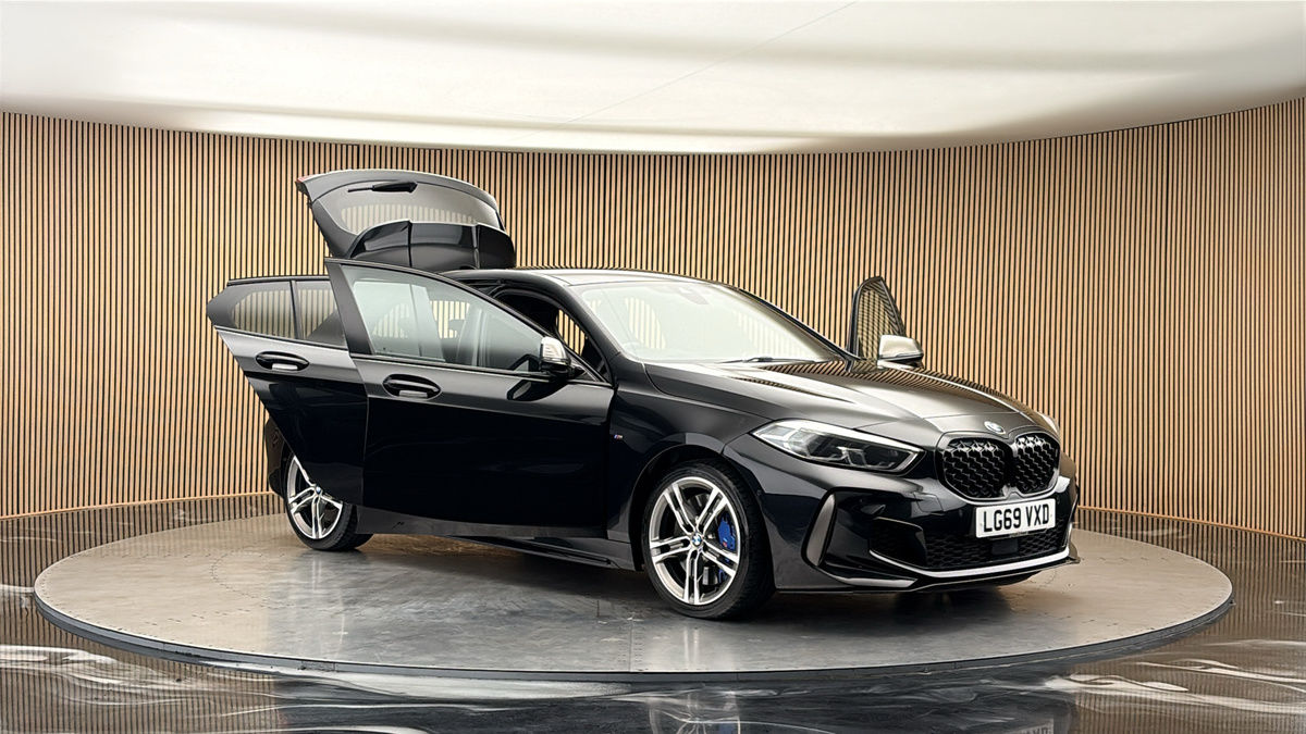 More views of BMW 1 Series