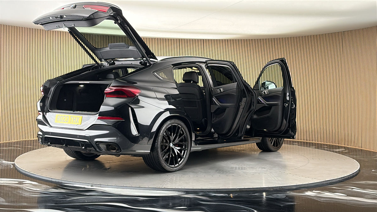 More views of BMW X6