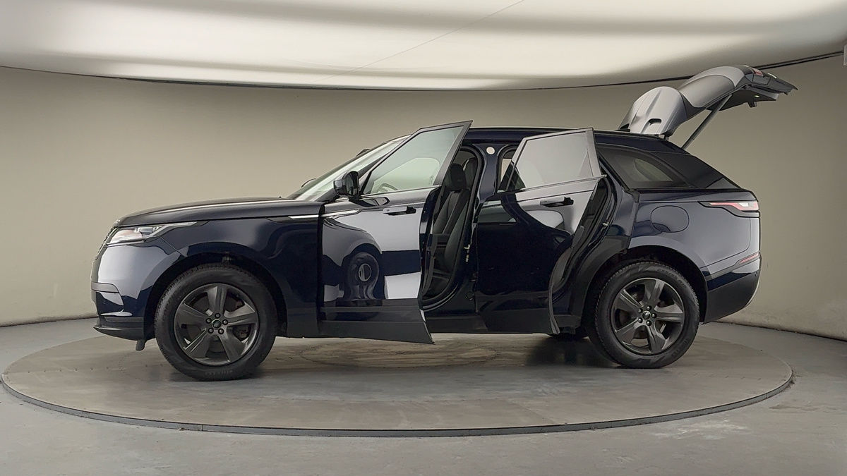 More views of Land Rover Range Rover Velar