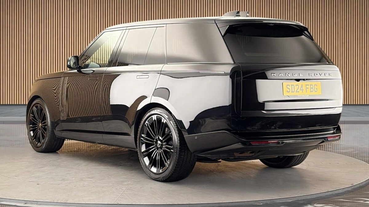 Land Rover Range Rover Image 2