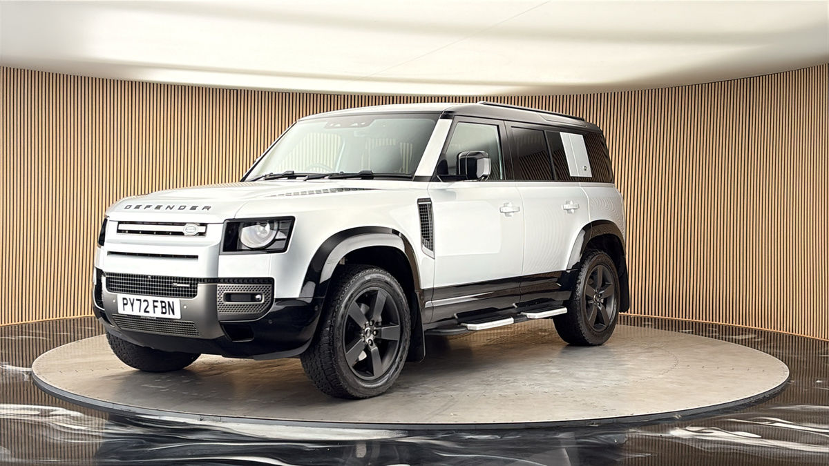 More views of Land Rover Defender 110