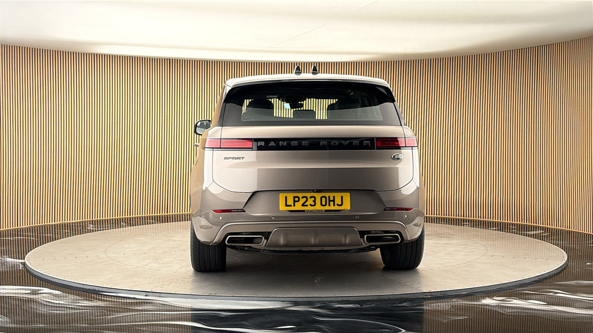 More views of Land Rover Range Rover Sport