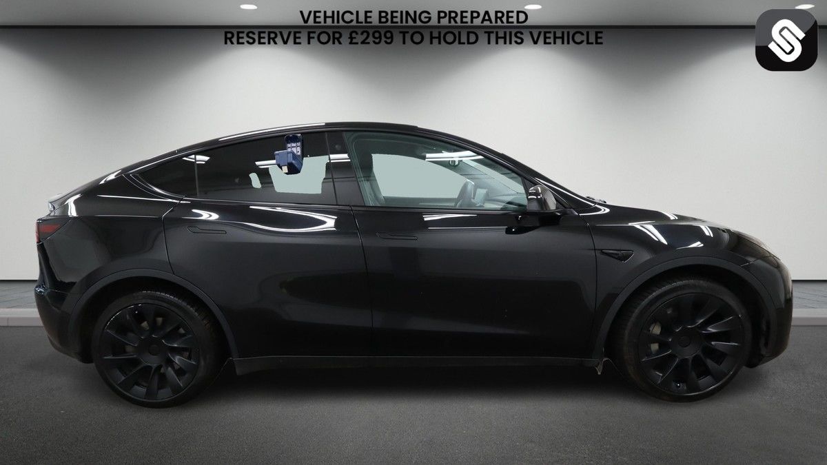 Tesla Model Y Image 5
