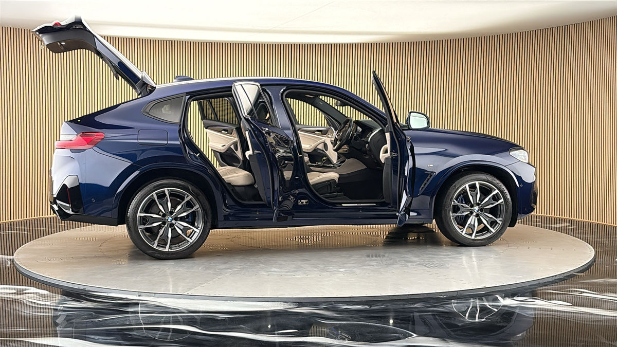More views of BMW X4