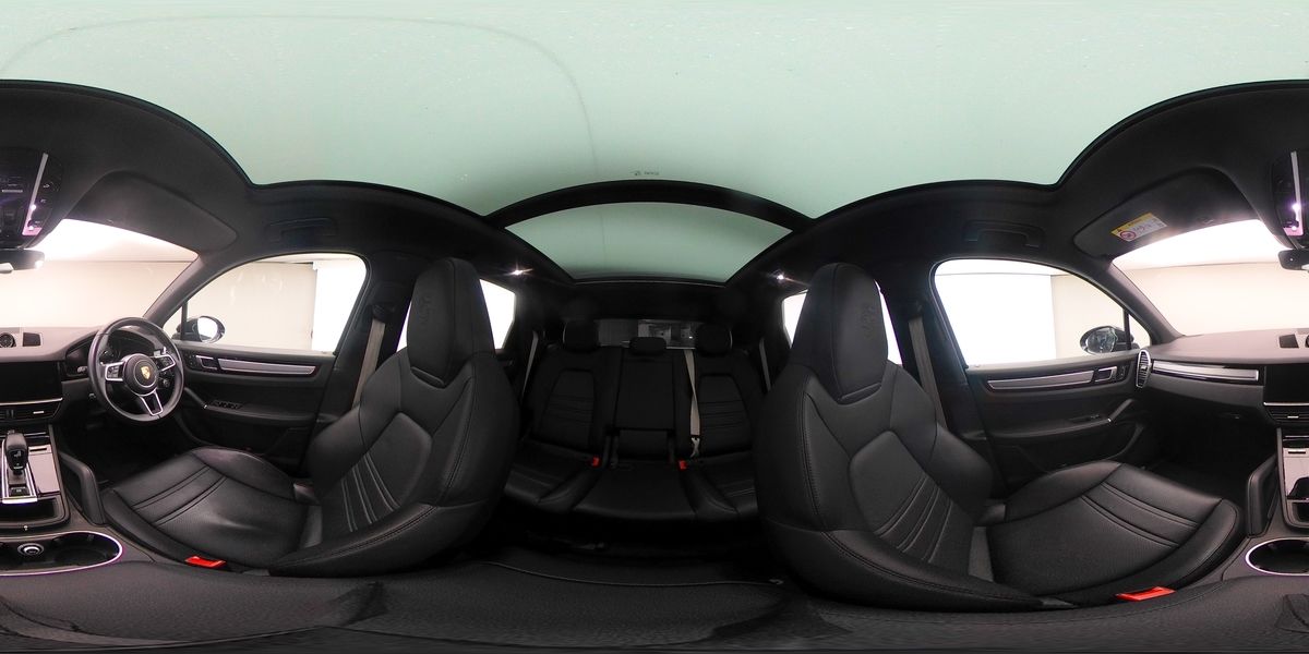 More views of Porsche Cayenne