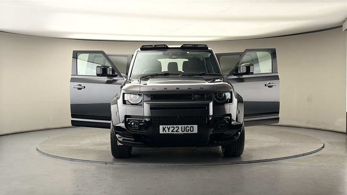 More views of Land Rover Defender 130