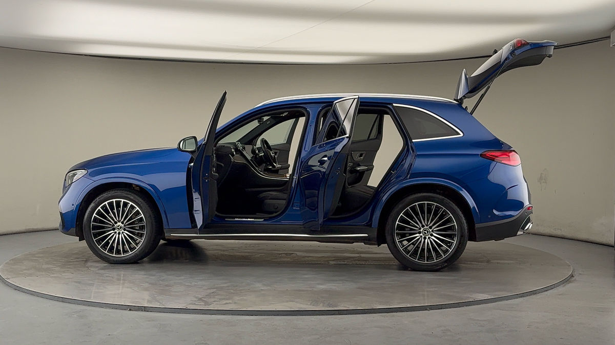 More views of Mercedes-Benz GLC