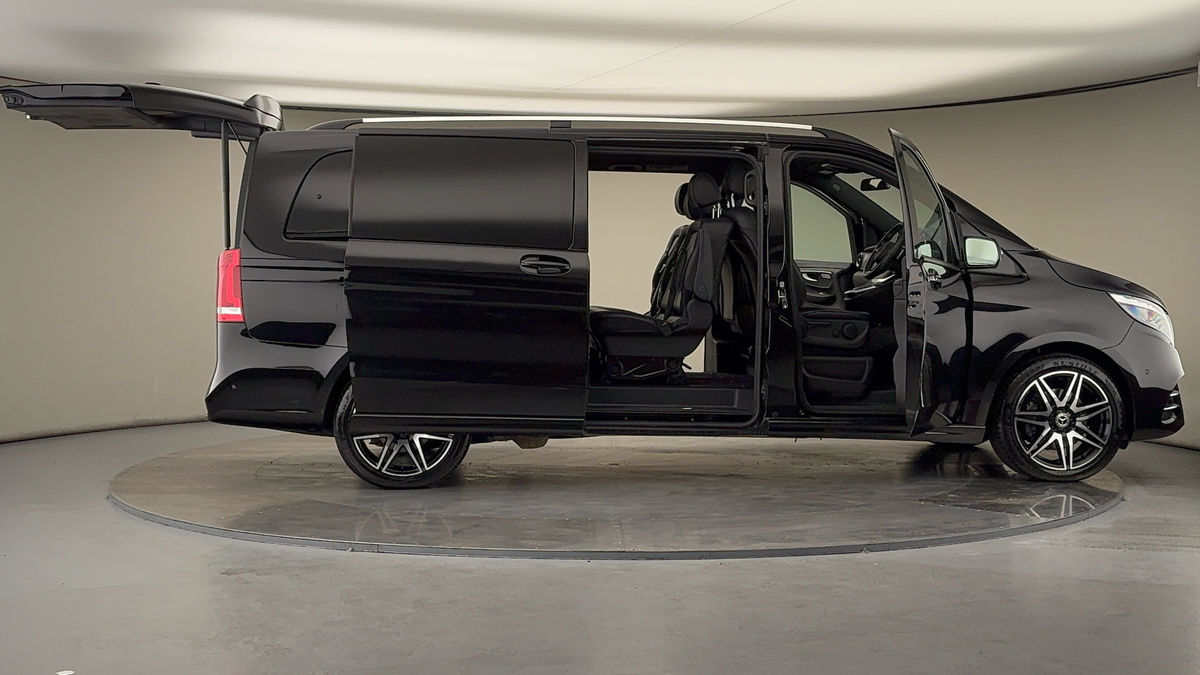 More views of Mercedes-Benz V Class