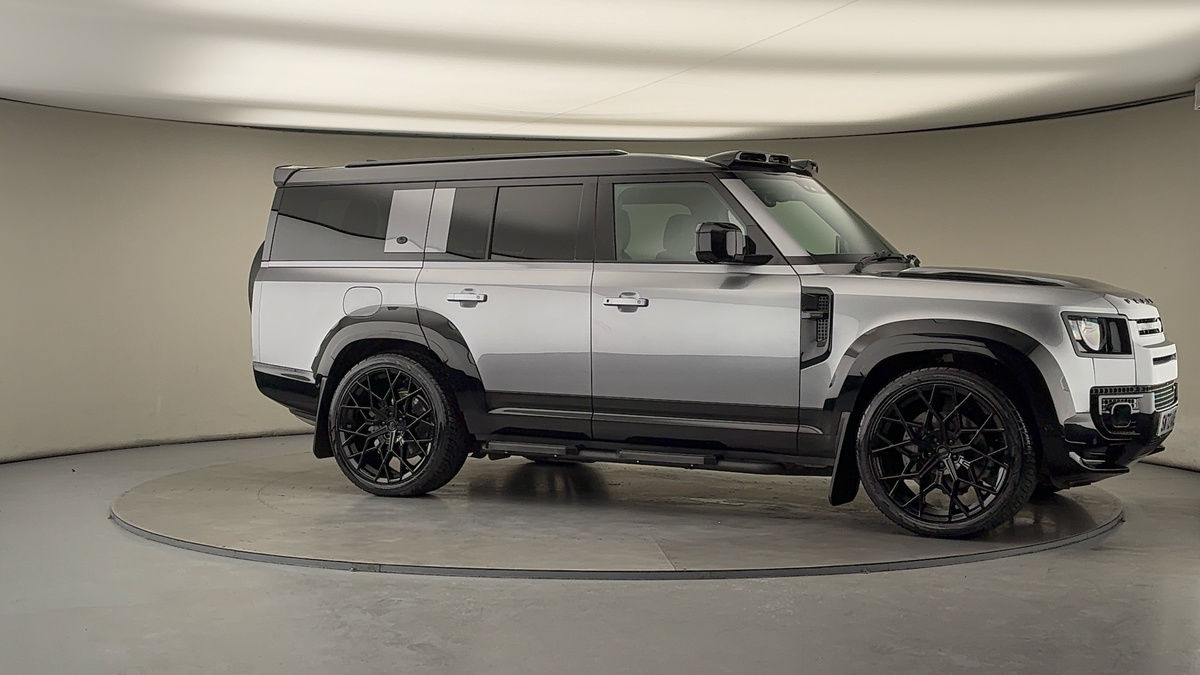 More views of Land Rover Defender 130