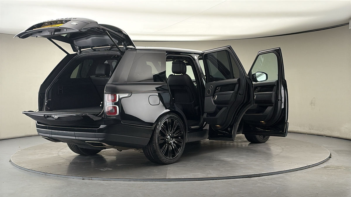 More views of Land Rover Range Rover