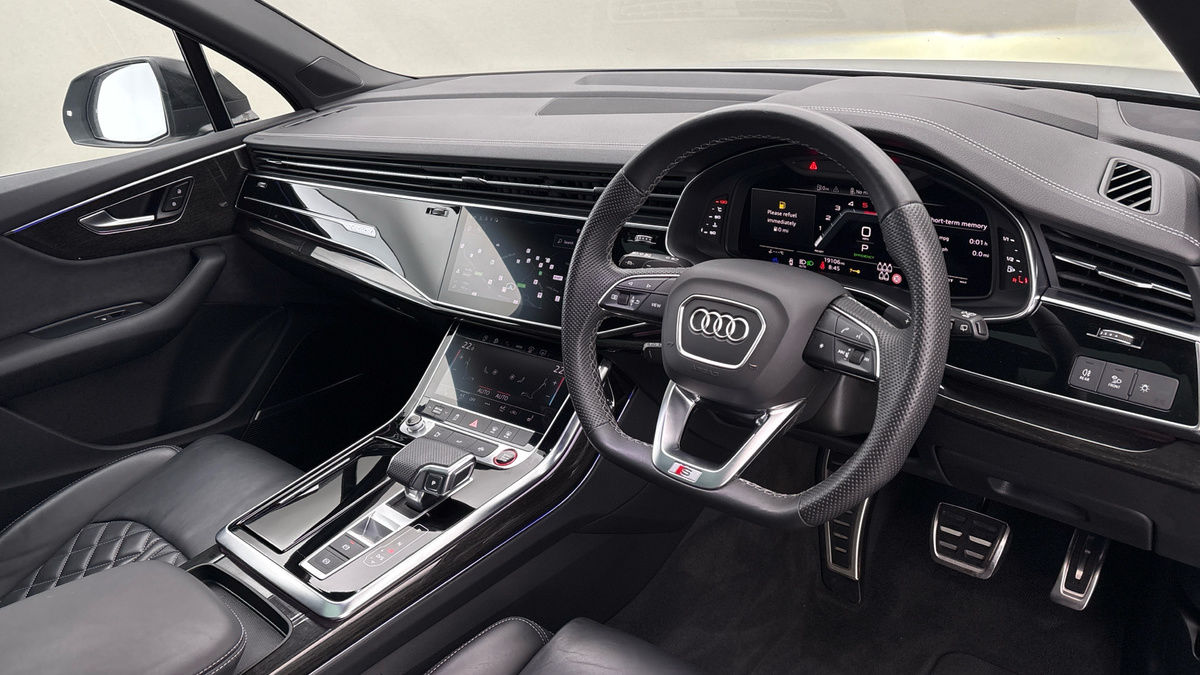 Audi SQ7 Image 5
