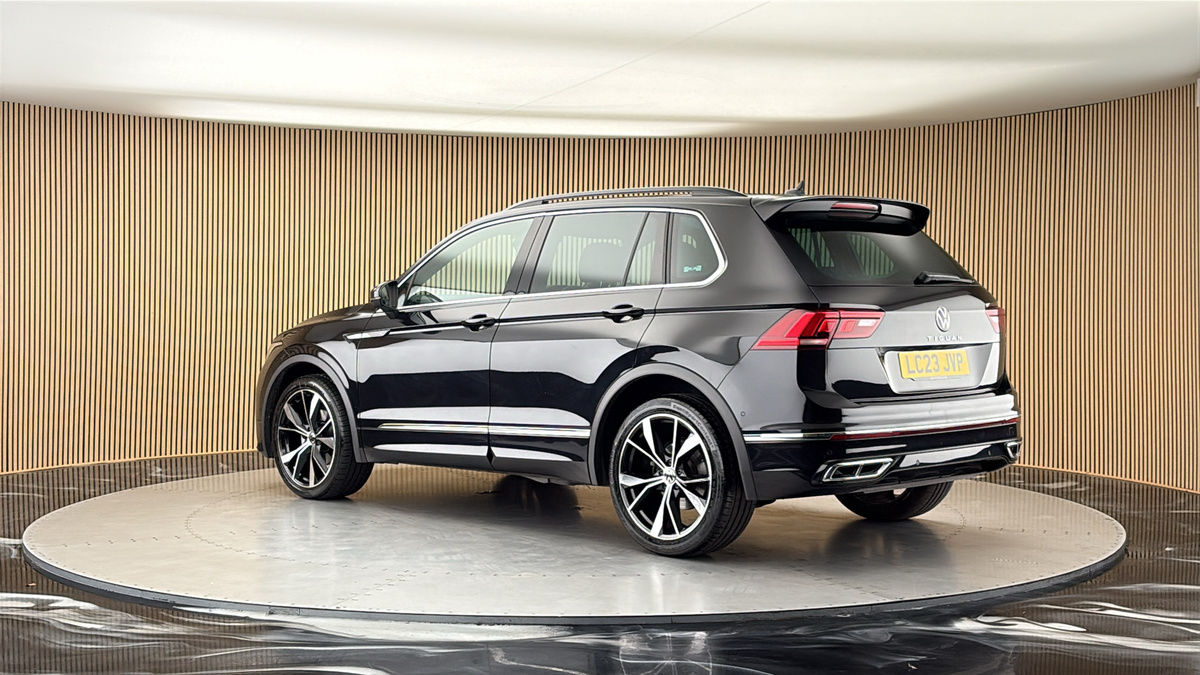 More views of Volkswagen Tiguan