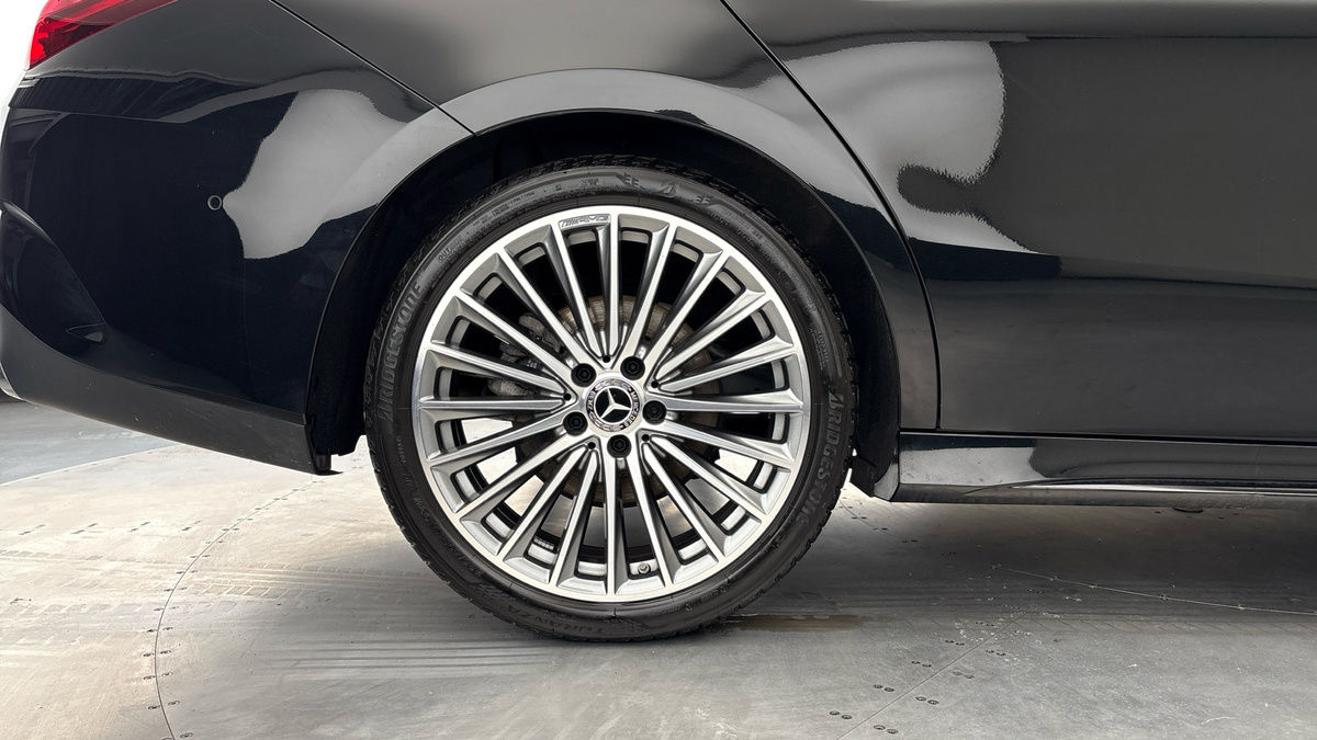 Mercedes-Benz CLA Image 10