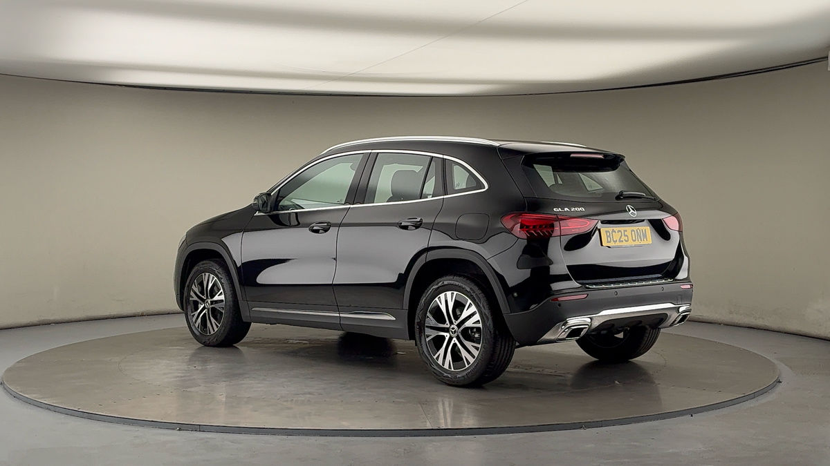 More views of Mercedes-Benz GLA
