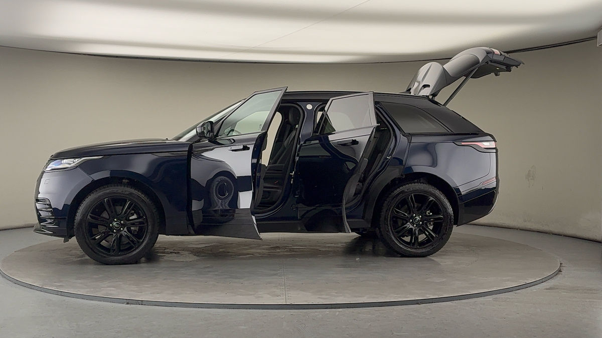 More views of Land Rover Range Rover Velar