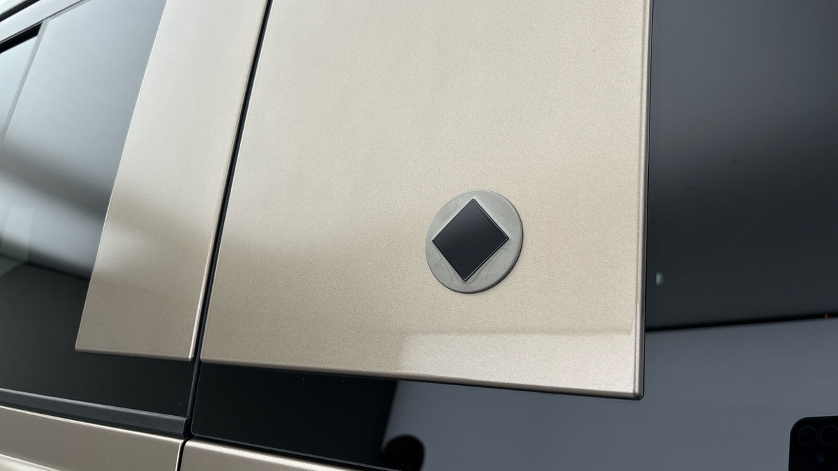 Land Rover Defender 110 Urban Image 33