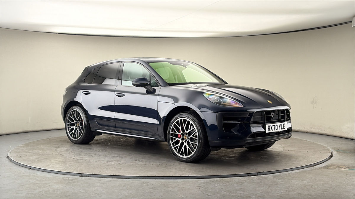 More views of Porsche Macan