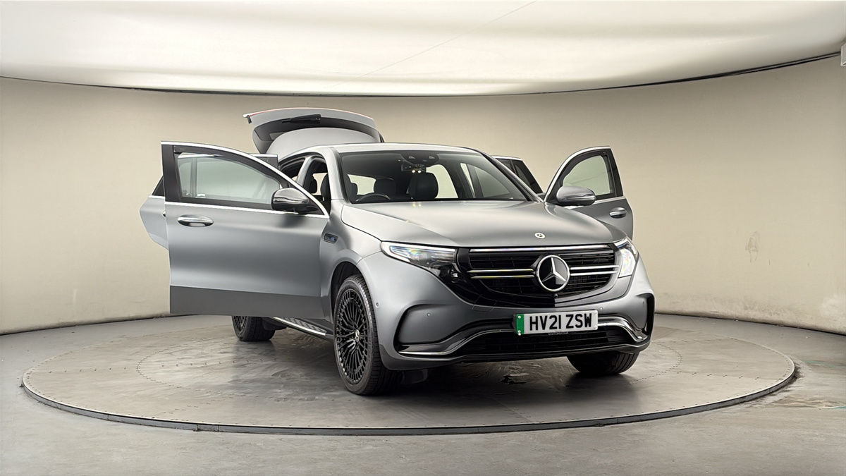More views of Mercedes-Benz EQC