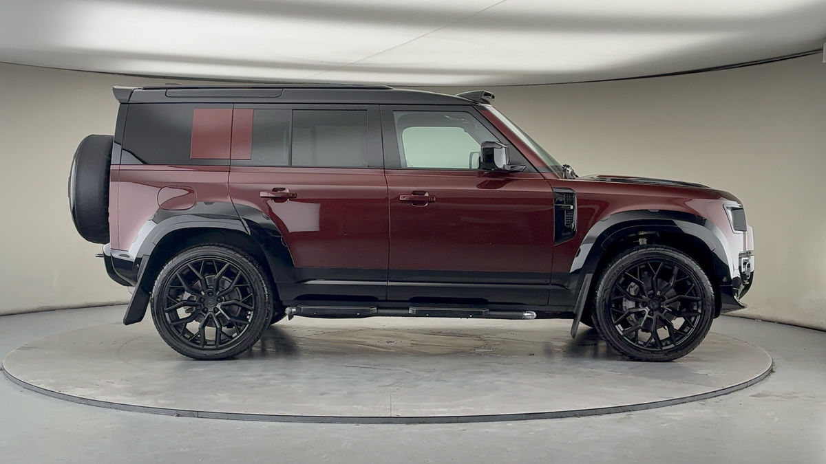 Land Rover Defender 110 Urban Image 16