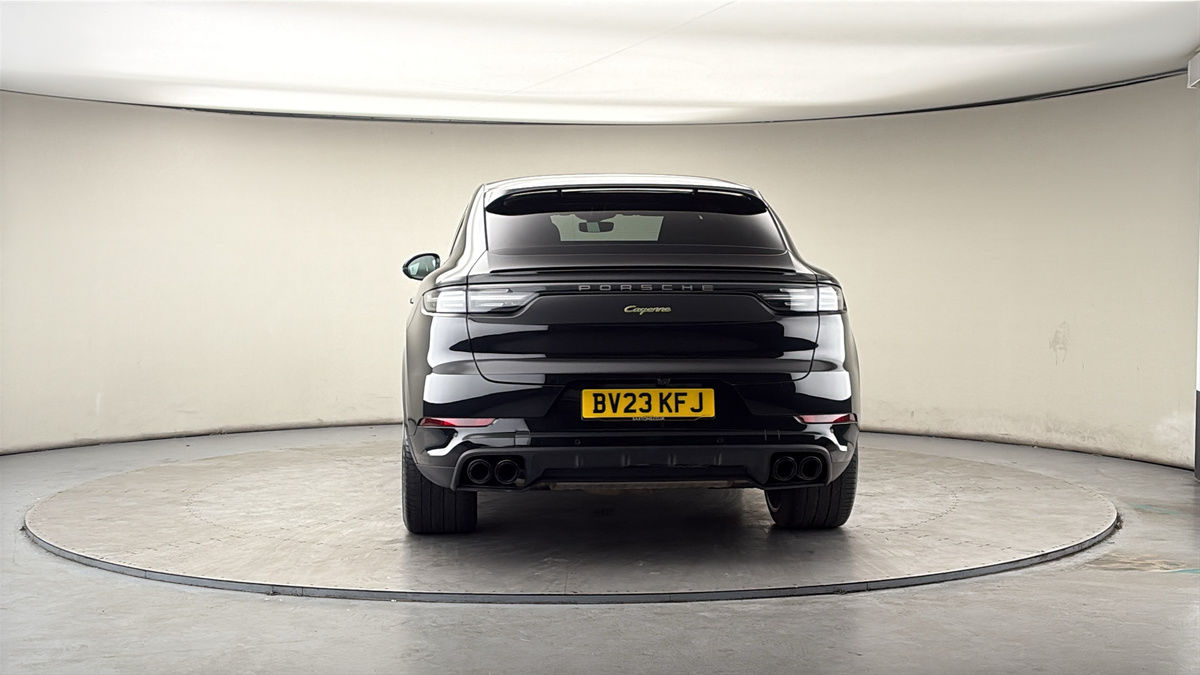 More views of Porsche Cayenne