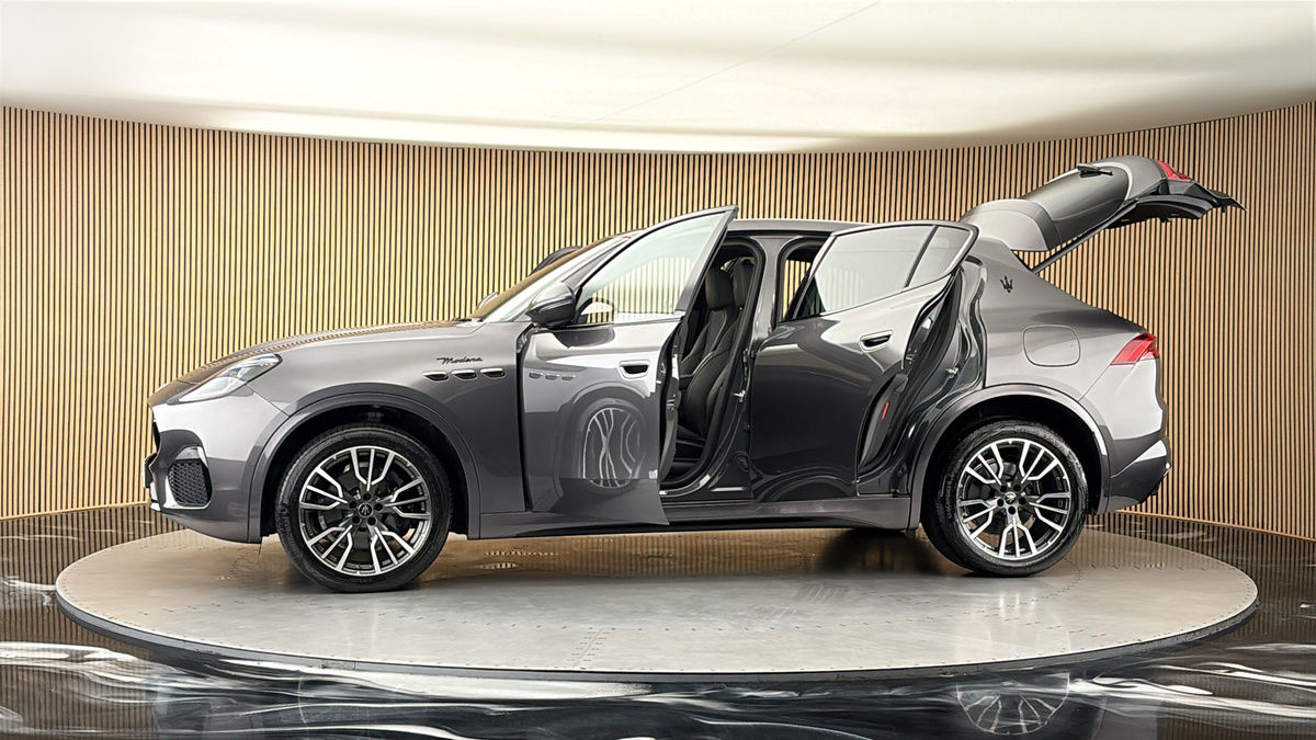 More views of Maserati Grecale