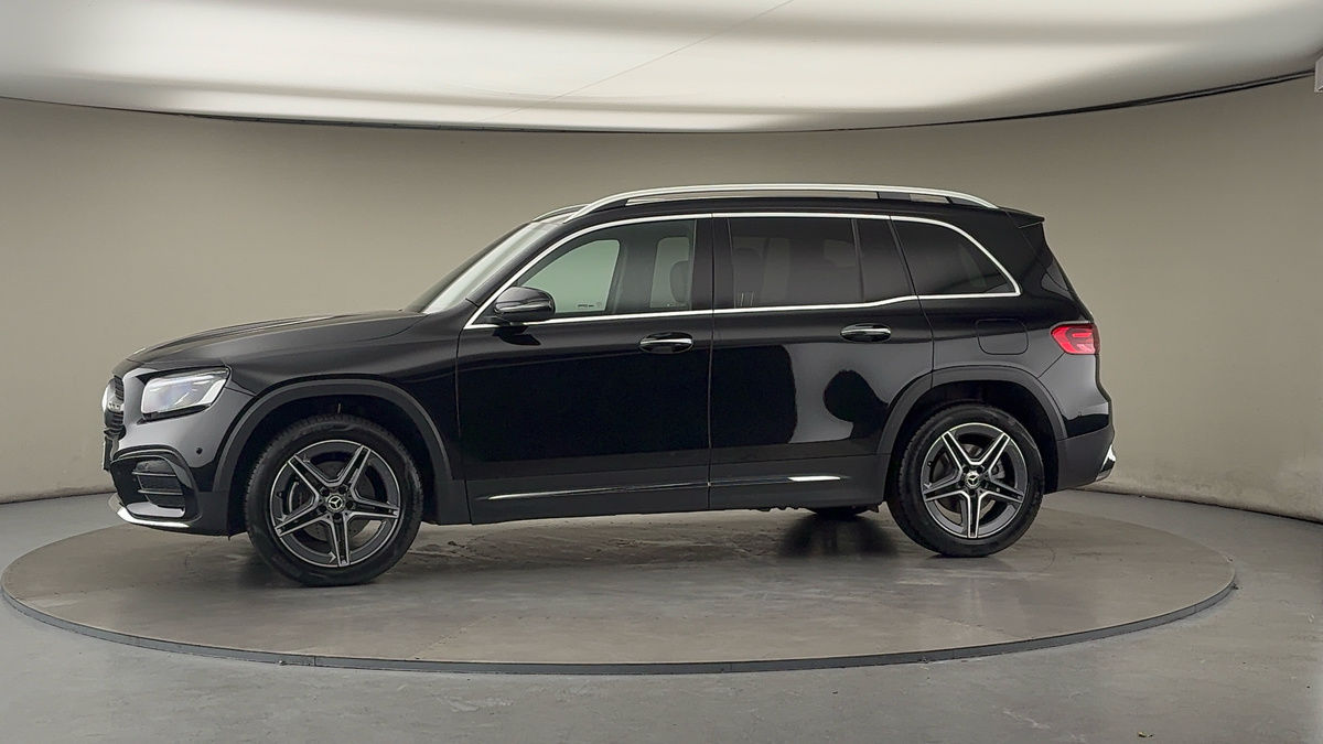 More views of Mercedes-Benz GLB