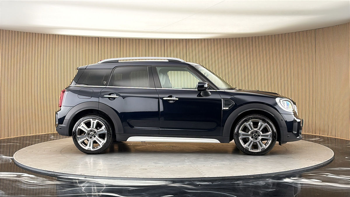 More views of MINI Countryman