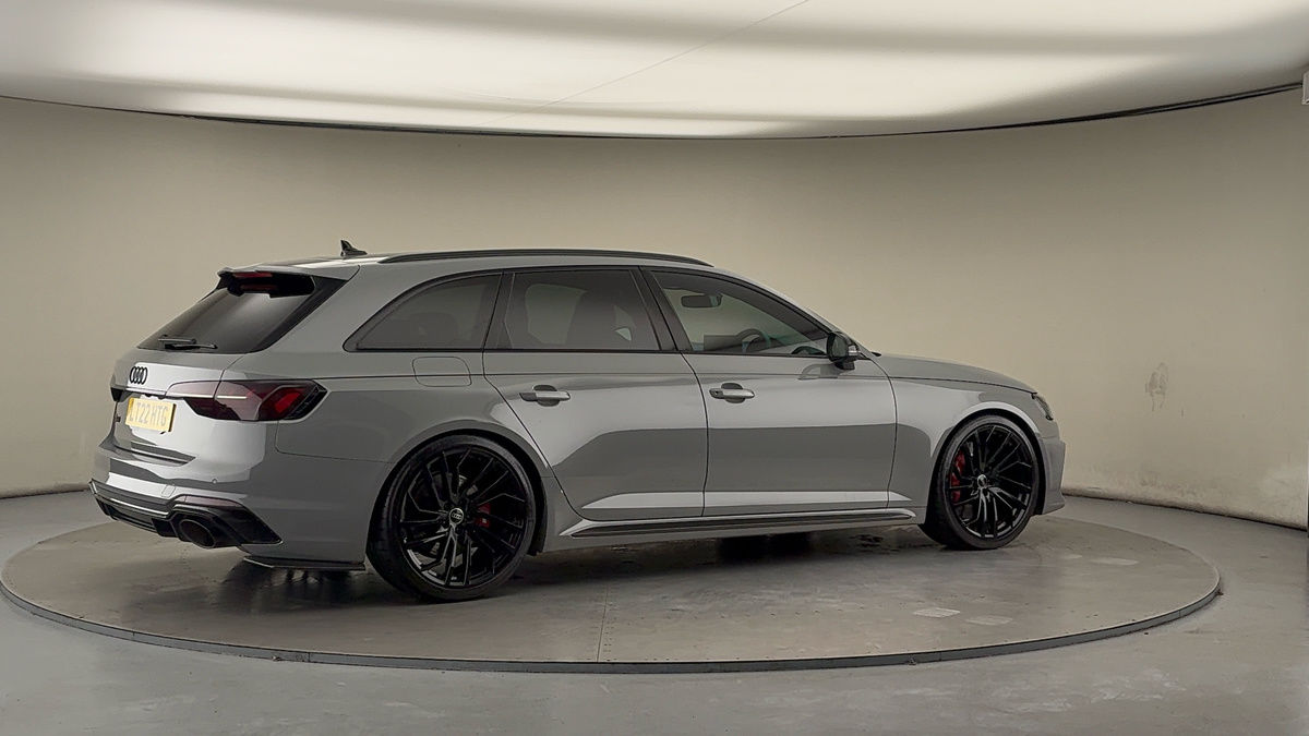 More views of Audi RS4 Avant