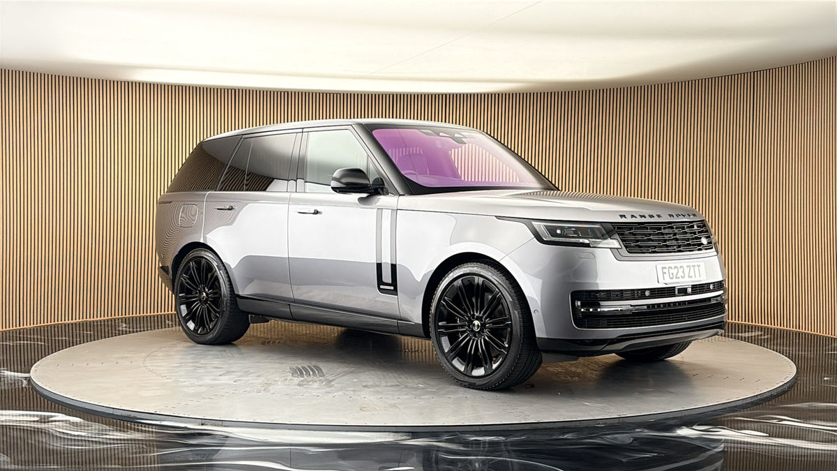 More views of Land Rover Range Rover