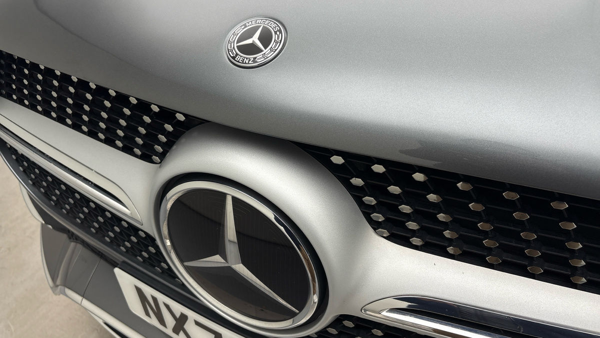 Mercedes-Benz GLE Image 24