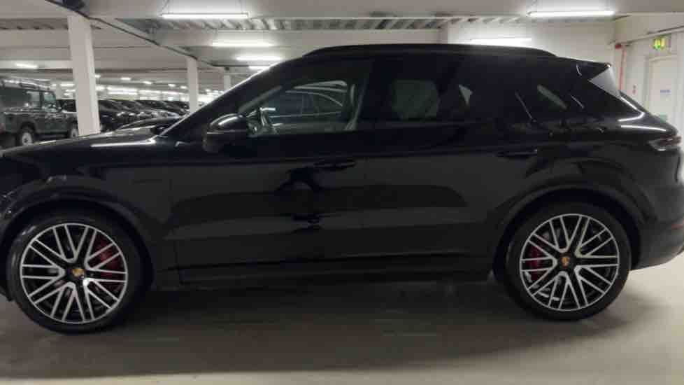 More views of Porsche Cayenne