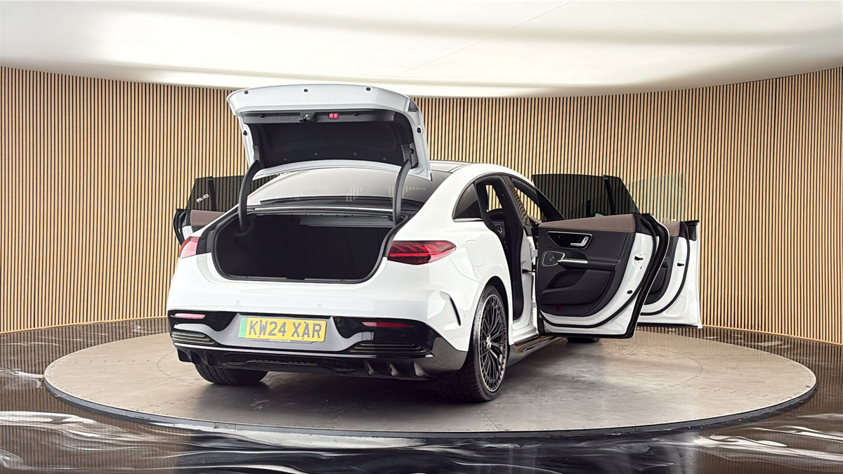 More views of Mercedes-Benz EQE