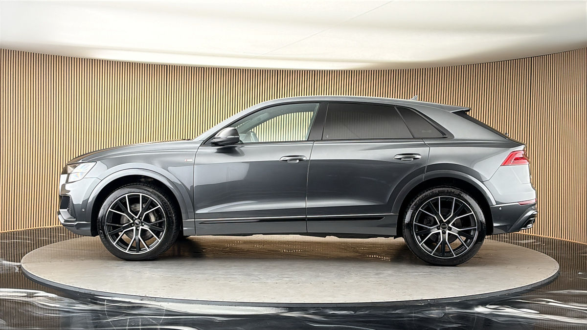 Audi Q8 Image 15