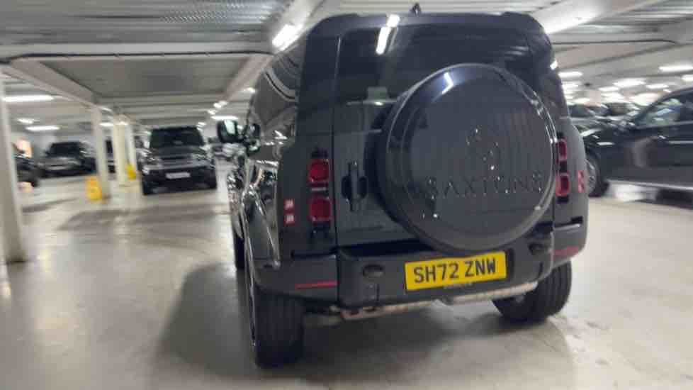 More views of Land Rover Defender 90