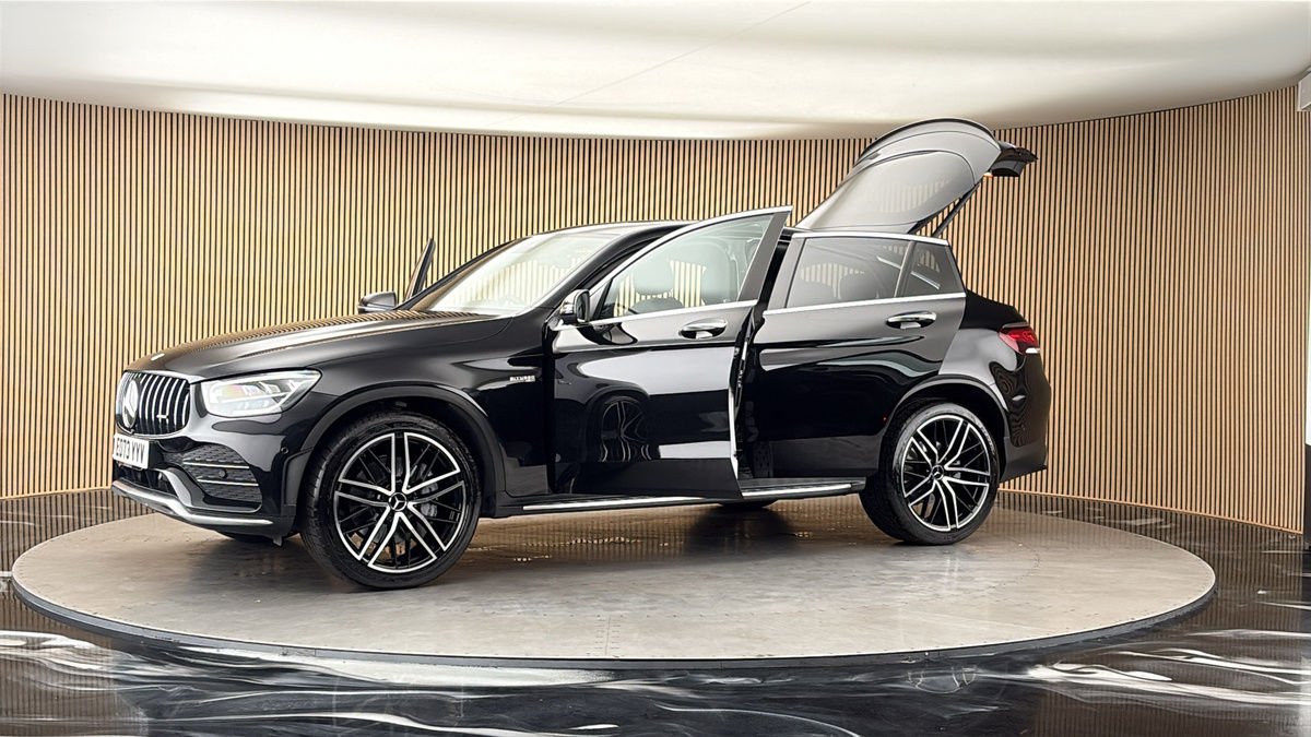 More views of Mercedes-Benz GLC